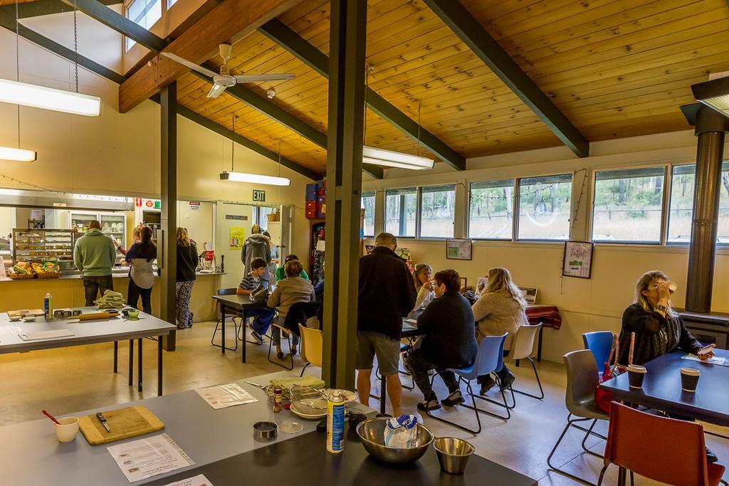 Christmas Creek Café&Cabins Lamington Extérieur photo