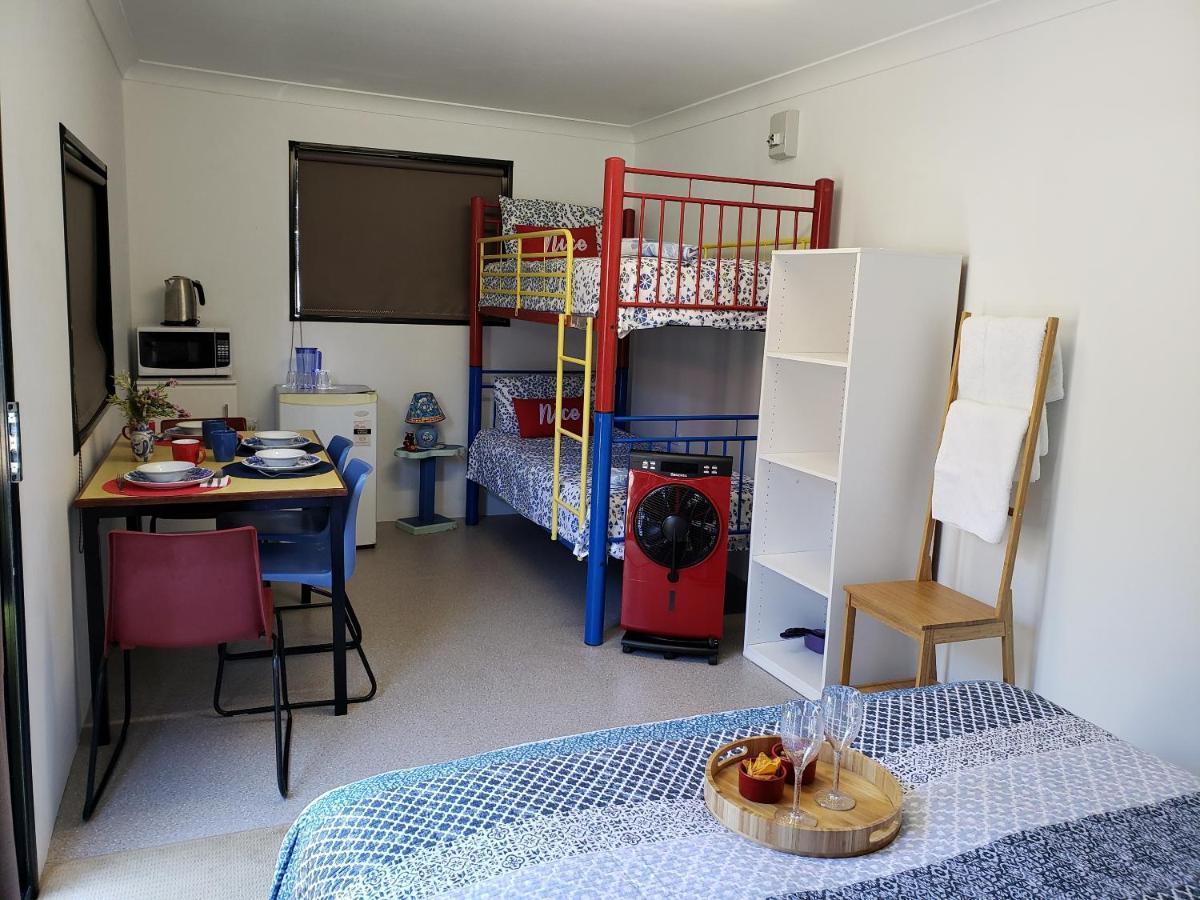 Christmas Creek Café&Cabins Lamington Extérieur photo